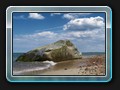 The Rock, ein dicker Findling am Strand