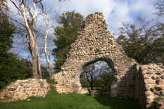 Kirchenruine Domherrenhagen