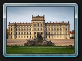 Ludwigsluster Schloss im Zentrum der Wanderung