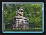 Denkmal im Park