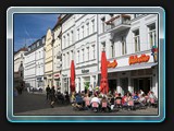 Die Einkaufsstraße in Schwerin, die Mecklenburstraße