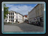 Die Friedrichstraße beginnt am Pfaffenteich