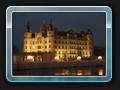 Schloss am Morgen über den Burgsee