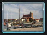 Blick nach Wismar mit der Nikoleikirche vom alten Holzhafen.