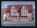 Das "Gewölbehaus" am Hafen