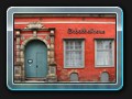 Gegenüber der Nikoleikirche liegt das Heimatmuseum von Wismar, das Schabbellhaus